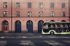Volvo 7900 Electric Articulated Bus in front of house 288 na 192